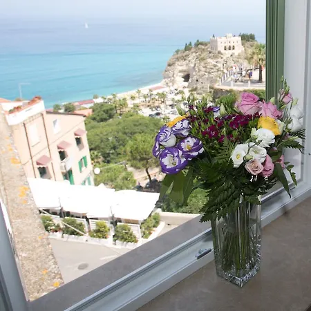 Il Duca Frühstückspension Tropea